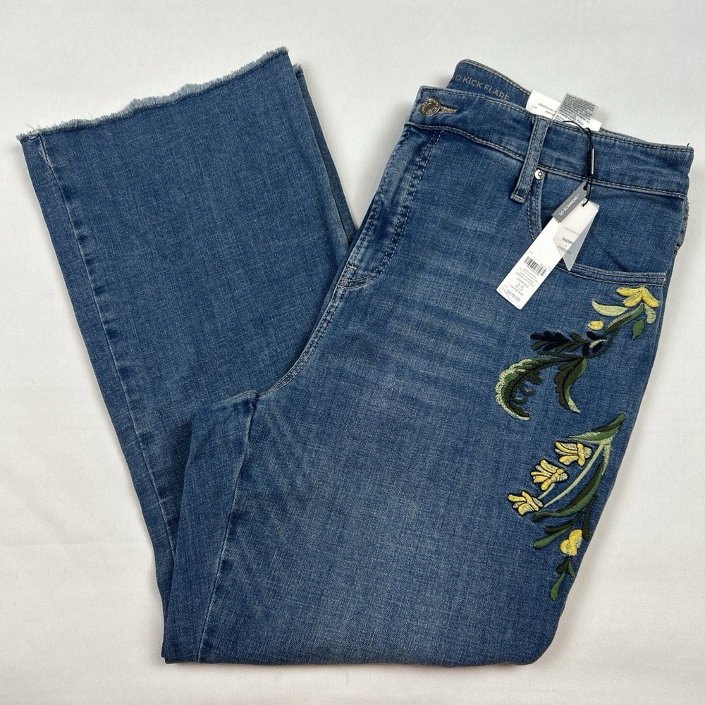 Chico's So Slimming Kick Flare Girlfriend Blue Jeans Denim Flowers US 14 2.5